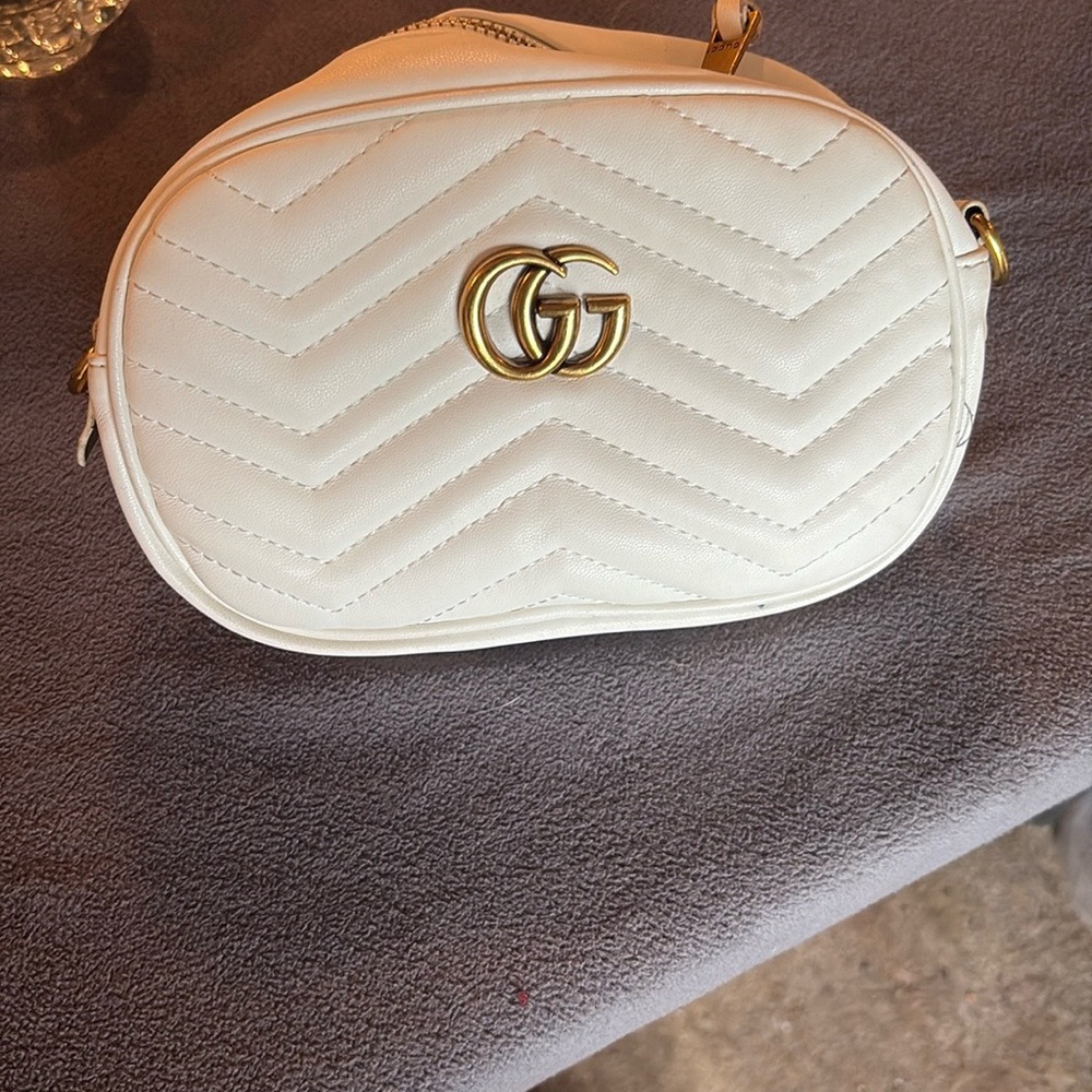 GUCCI Cream Leather Women's Bag - Picture 2 of 3